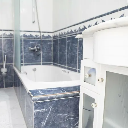 Mareverde Free Wifi アデヘ