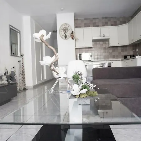 Mareverde Free Wifi דירה אדחה